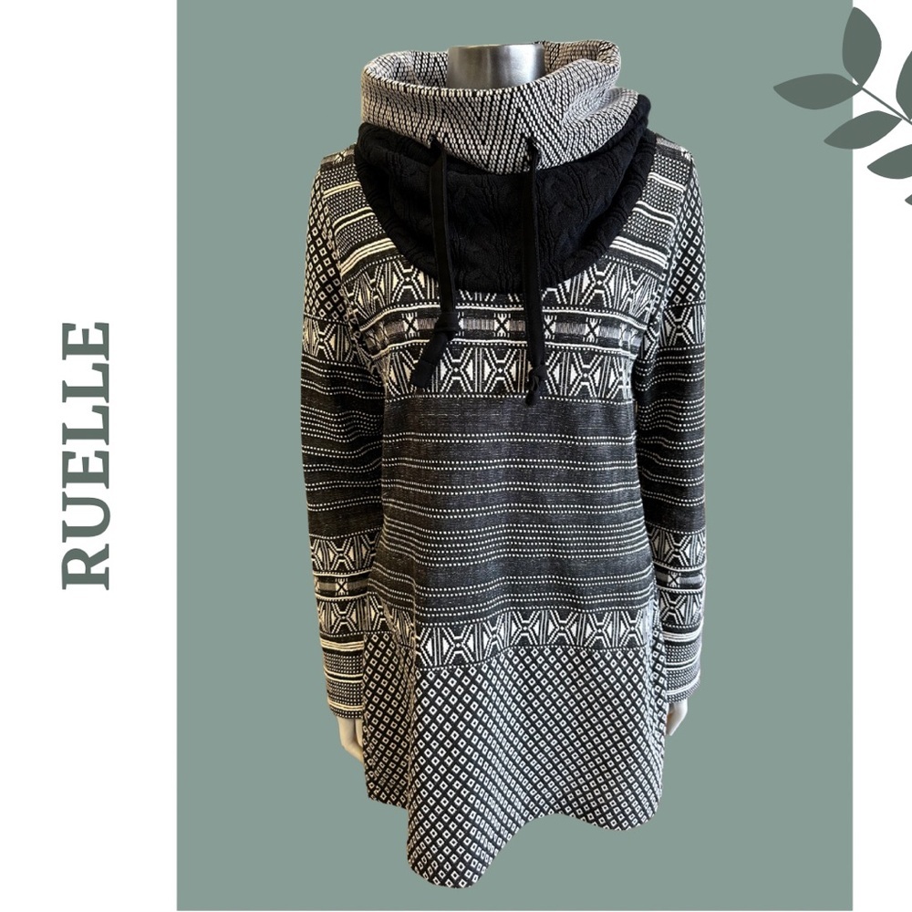 Ruelle Long Sleeve Tunic Pullover Black White Print Oversized Cowl Neck Medium